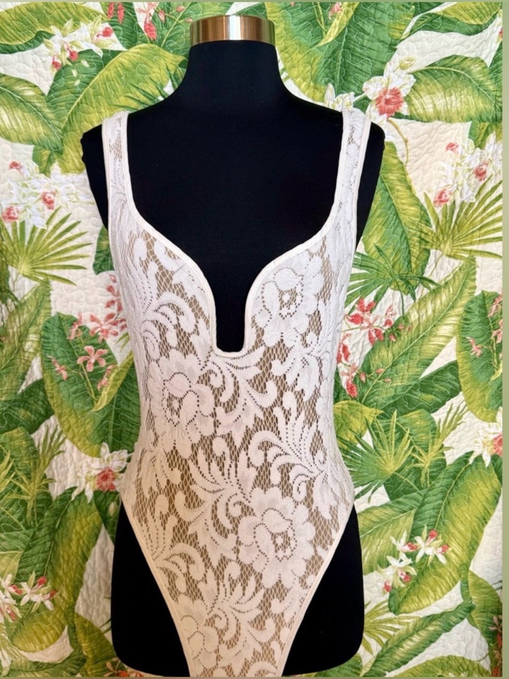 ROBIN PICCONE Sz 6 Nude Illusion White Terrycloth Lace & Tan Swimsuit / Bodysuit